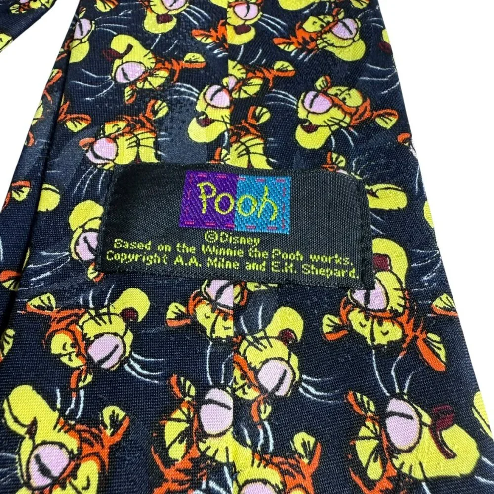 Vintage Disney Tigger Tie – All-Over Print – EUC